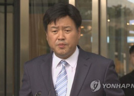 '1심 징역 5년' 김용, 항소심서 보석 석방…법정구속 160일만