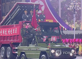 "북한 열병식 증가 추세…무기 수출 촉진 목적"